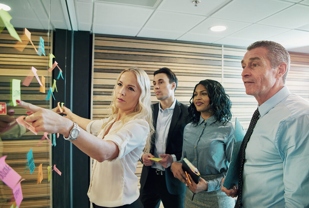 Team tracking requirements with post-it notes